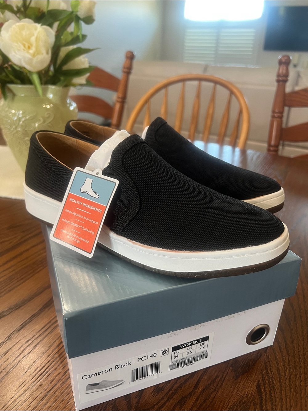 Aertrex Cameron black shoes